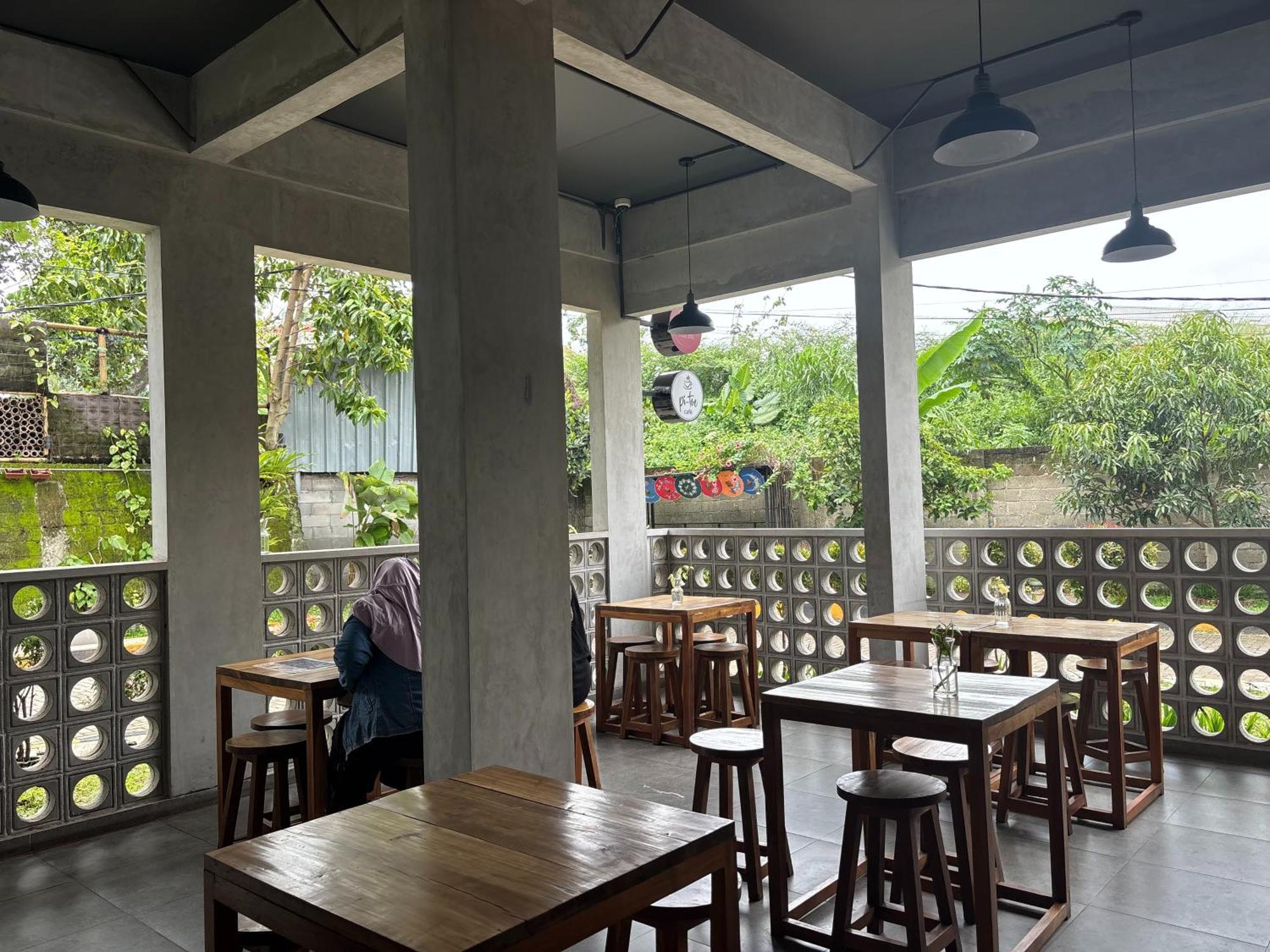 The Cluster Harris Bed & Breakfast Cimahi Bagian luar foto