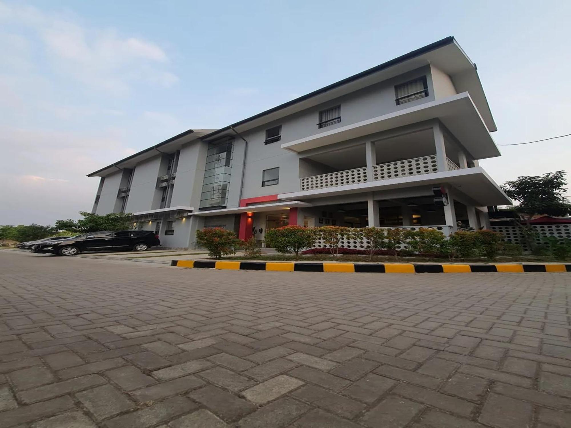 The Cluster Harris Bed & Breakfast Cimahi Bagian luar foto